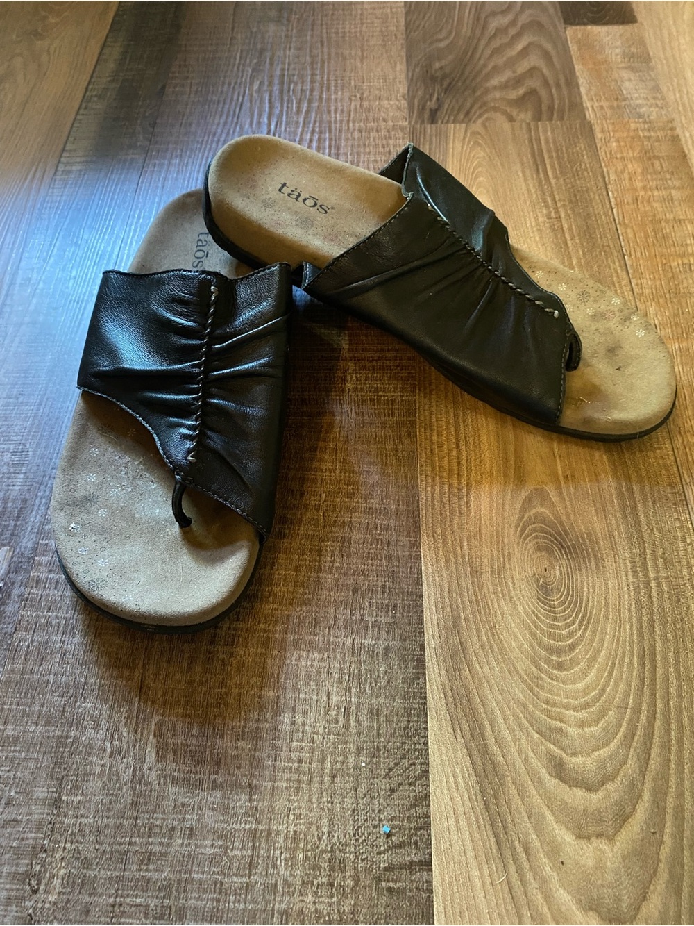 Taos Footwear Black Leather Slide Sandals